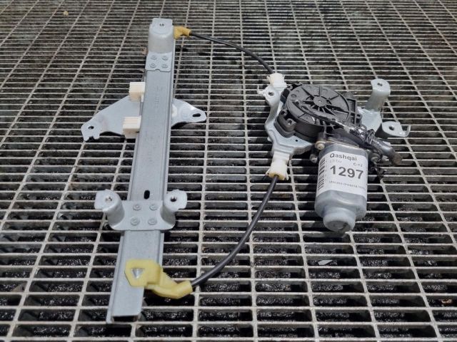 bontott NISSAN QASHQAI Jobb hátsó Ablakemelő Szerkezet (Elektromos)