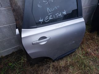 bontott NISSAN QASHQAI Jobb hátsó Ajtó (Részeivel)