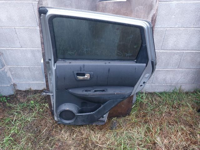 bontott NISSAN QASHQAI Jobb hátsó Ajtó (Részeivel)