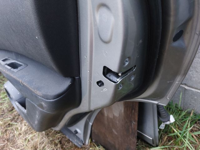 bontott NISSAN QASHQAI Jobb hátsó Ajtó (Részeivel)