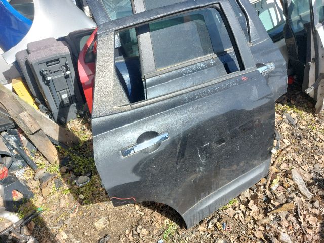 bontott NISSAN QASHQAI Jobb hátsó Ajtó (Részeivel)