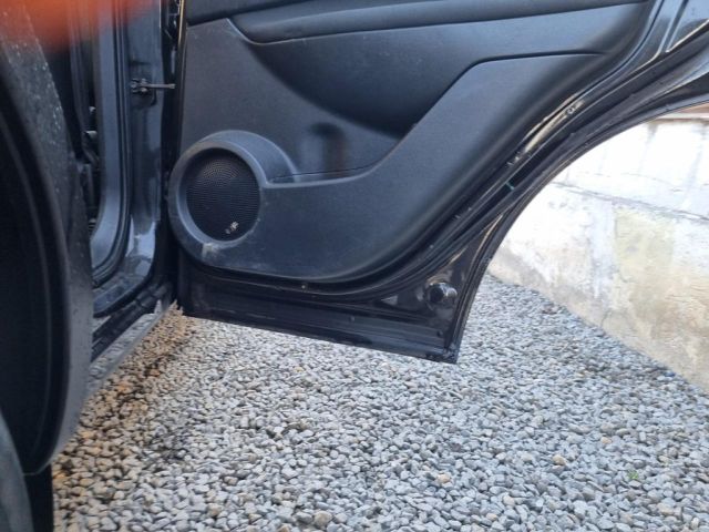 bontott NISSAN QASHQAI Jobb hátsó Ajtó (Üres lemez)