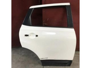 bontott NISSAN QASHQAI Jobb hátsó Ajtó (Üres lemez)