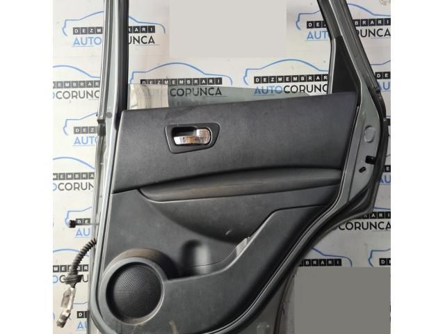 bontott NISSAN QASHQAI Jobb hátsó Ajtó (Üres lemez)