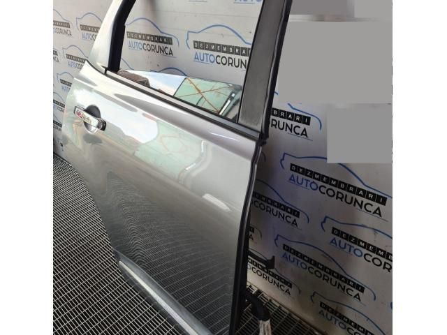 bontott NISSAN QASHQAI Jobb hátsó Ajtó (Üres lemez)