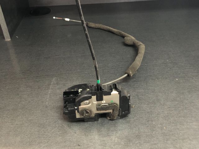 bontott NISSAN QASHQAI Jobb hátsó Ajtózár