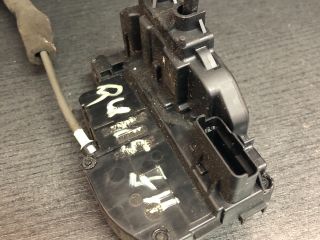 bontott NISSAN QASHQAI Jobb hátsó Ajtózár