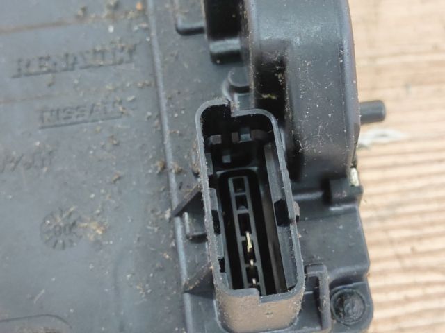 bontott NISSAN QASHQAI Jobb hátsó Ajtózár