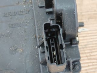 bontott NISSAN QASHQAI Jobb hátsó Ajtózár