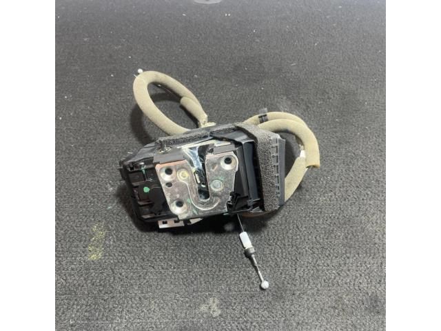 bontott NISSAN QASHQAI Jobb hátsó Ajtózár