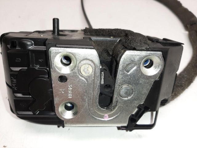 bontott NISSAN QASHQAI Jobb hátsó Ajtózár