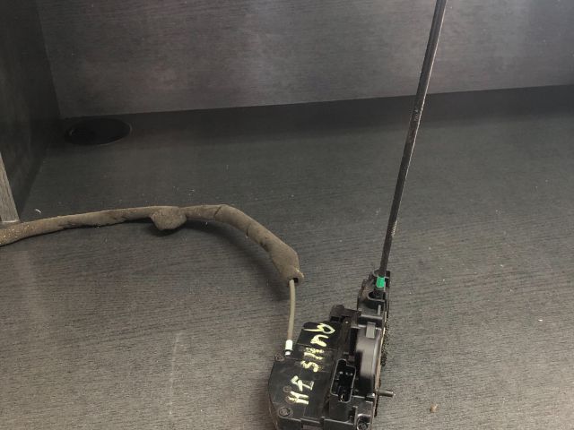 bontott NISSAN QASHQAI Jobb hátsó Ajtózár