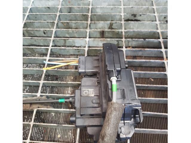 bontott NISSAN QASHQAI Jobb hátsó Ajtózár