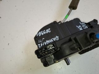 bontott NISSAN QASHQAI Jobb hátsó Ajtózár