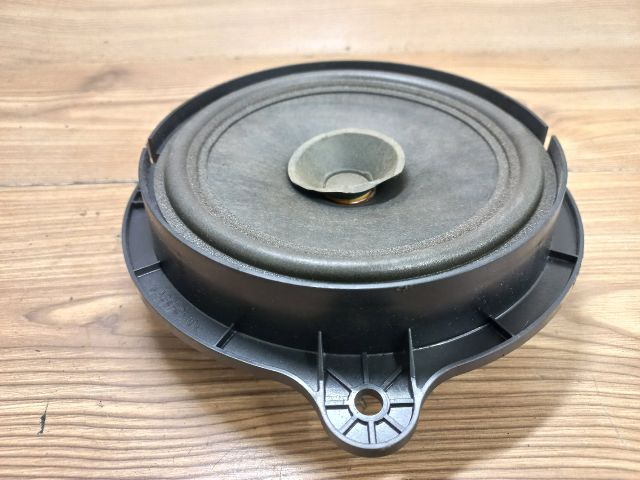 bontott NISSAN QASHQAI Jobb hátsó Hangszóró