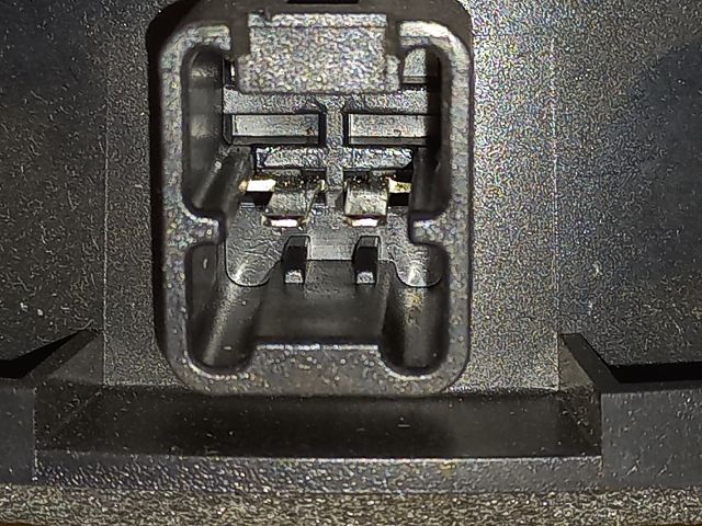 bontott NISSAN QASHQAI Jobb hátsó Hangszóró