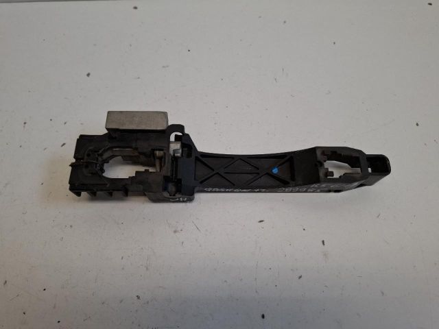 bontott NISSAN QASHQAI Jobb hátsó Külső Kilincsfészek