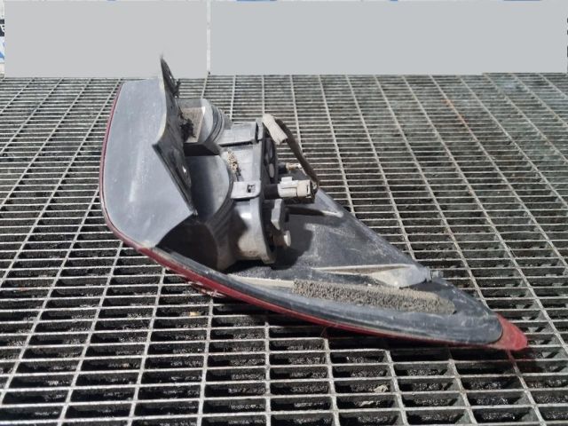 bontott NISSAN QASHQAI Jobb Hátsó Lámpa