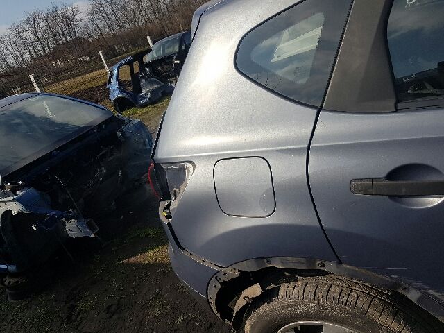 bontott NISSAN QASHQAI Jobb hátsó Sárvédő