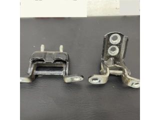 bontott NISSAN QASHQAI Jobb hátsó Zsanér