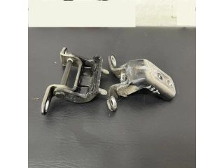 bontott NISSAN QASHQAI Jobb hátsó Zsanér