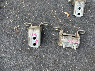 bontott NISSAN QASHQAI Jobb hátsó Zsanér