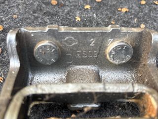 bontott NISSAN QASHQAI Jobb hátsó Zsanér