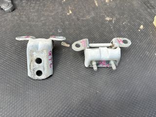 bontott NISSAN QASHQAI Jobb hátsó Zsanér