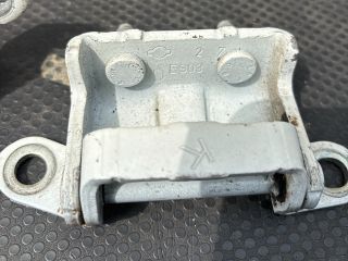 bontott NISSAN QASHQAI Jobb hátsó Zsanér