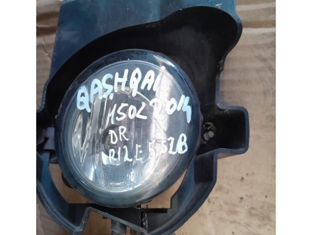 bontott NISSAN QASHQAI Jobb Ködfényszóró