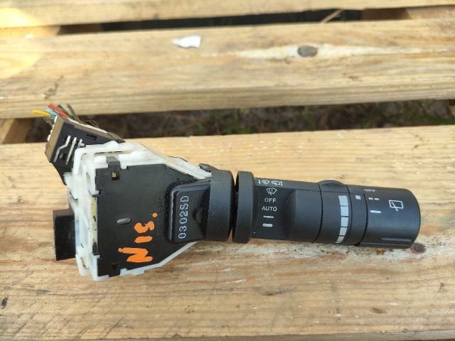 bontott NISSAN QASHQAI Jobb Kormánykapcsoló Ablaktörlő