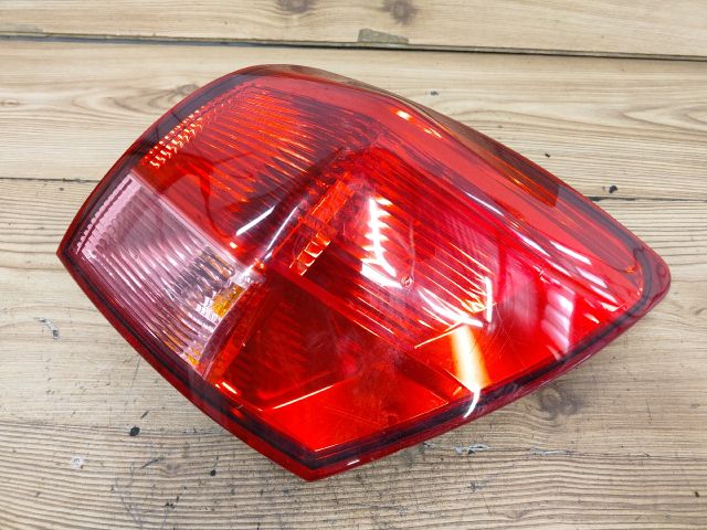 bontott NISSAN QASHQAI Jobb Külső Hátsó Lámpa