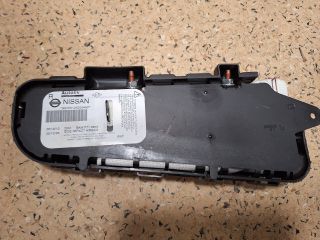 bontott NISSAN QASHQAI Jobb Oldallégzsák