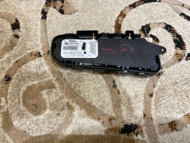 bontott NISSAN QASHQAI Jobb Oldallégzsák