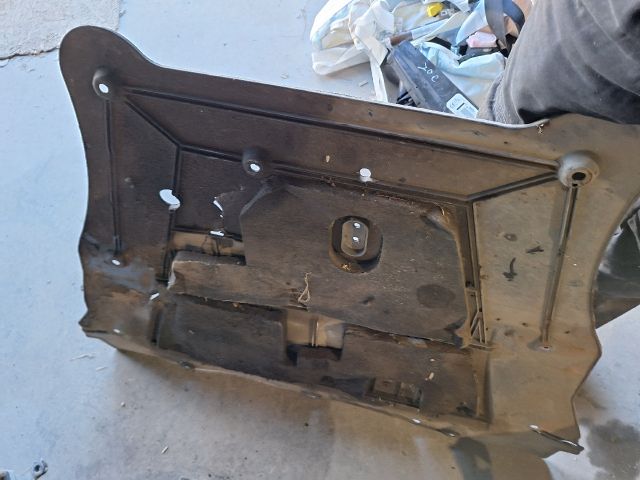 bontott NISSAN QASHQAI Kartervédő