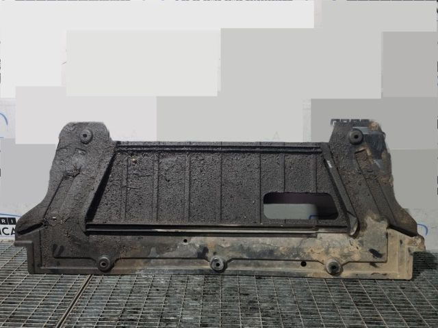 bontott NISSAN QASHQAI Kartervédő