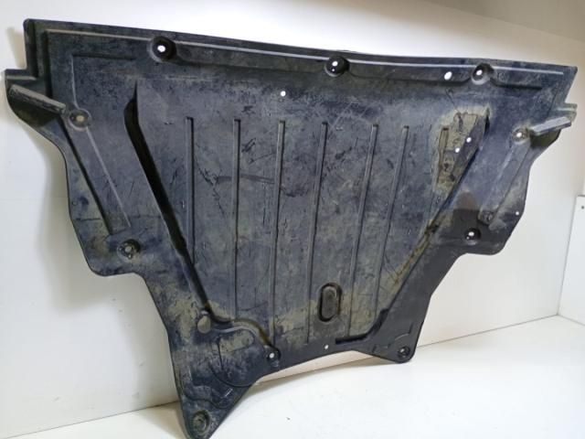 bontott NISSAN QASHQAI Kartervédő