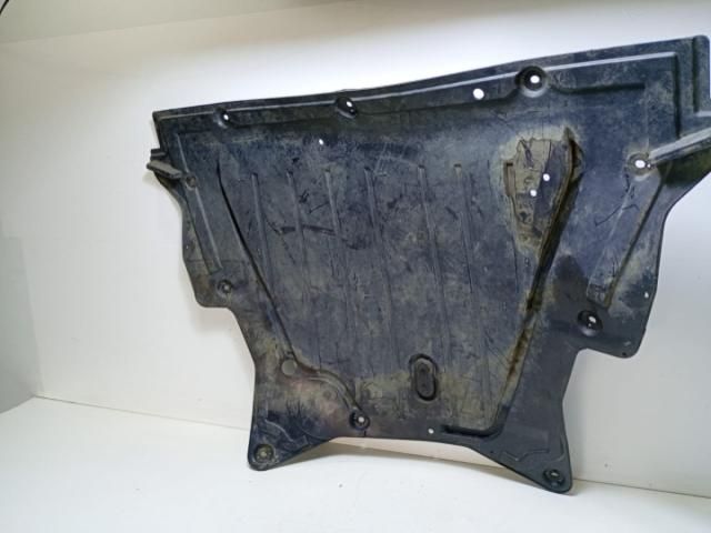 bontott NISSAN QASHQAI Kartervédő