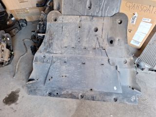 bontott NISSAN QASHQAI Kartervédő