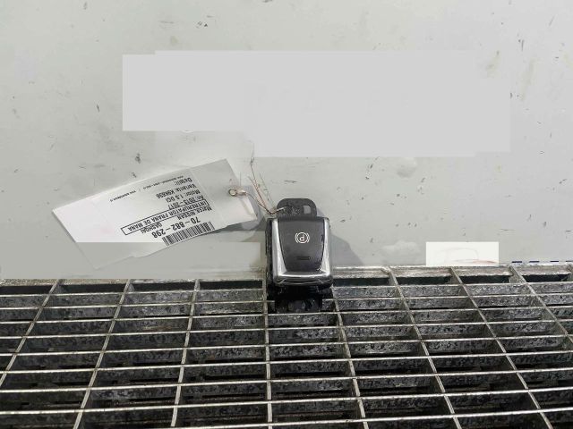 bontott NISSAN QASHQAI Kézifék Kapcsoló