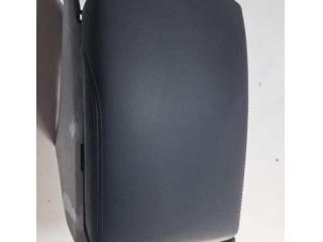 bontott NISSAN QASHQAI Könyöklő