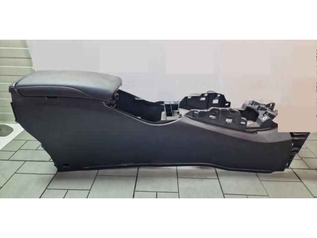 bontott NISSAN QASHQAI Könyöklő