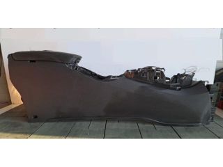 bontott NISSAN QASHQAI Könyöklő