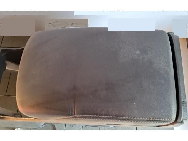 bontott NISSAN QASHQAI Könyöklő