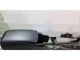 bontott NISSAN QASHQAI Könyöklő