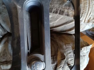 bontott NISSAN QASHQAI Középső Műszerfal Díszléc