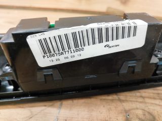 bontott NISSAN QASHQAI Középső Szellőző