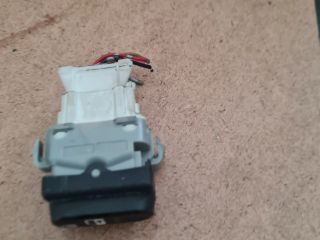 bontott NISSAN QASHQAI Központizár Kapcsoló