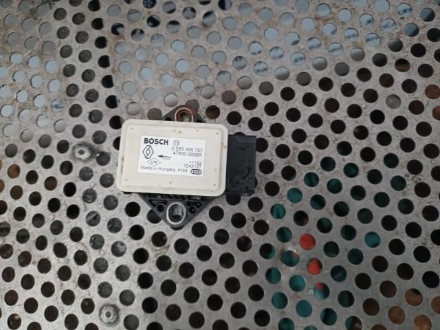 bontott NISSAN QASHQAI Menetstabilizátor