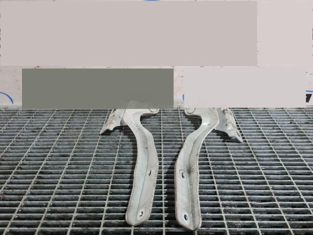 bontott NISSAN QASHQAI Motorháztető Zsanér Pár